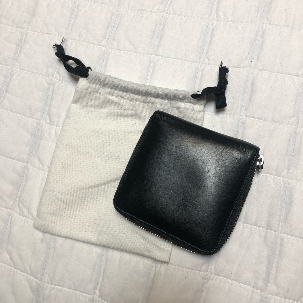 Everlane black leather zip wallet - Picture 2 of 7